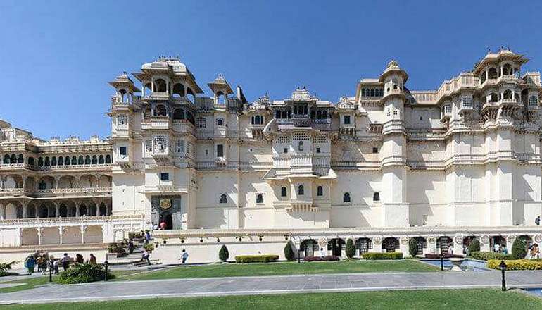 City_Palace_Udaipur_Front