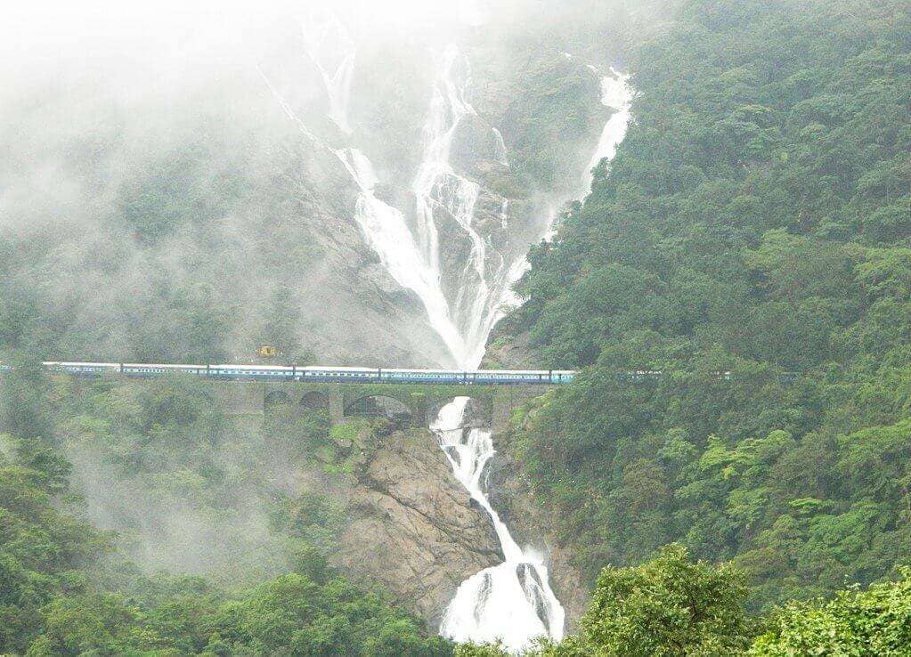 Dudhsagar_Fall