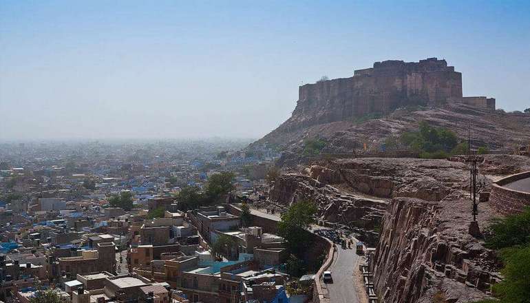 Mehrangarh_fort_over_jodhpur