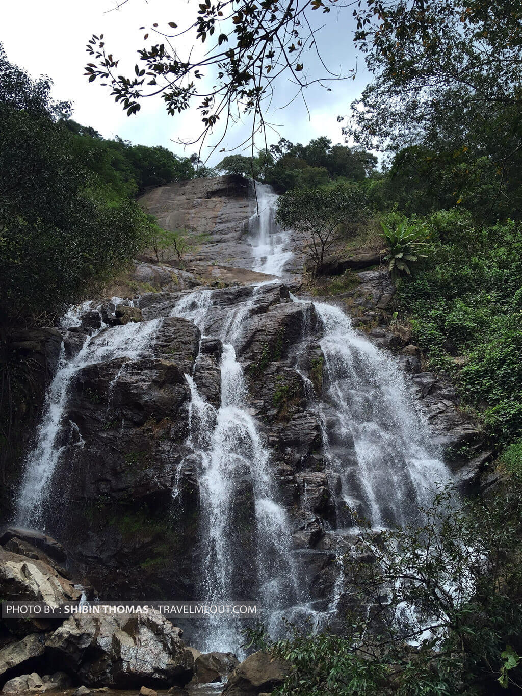 Vellappara waterfalls The hidden waterfall near Urumbikkara