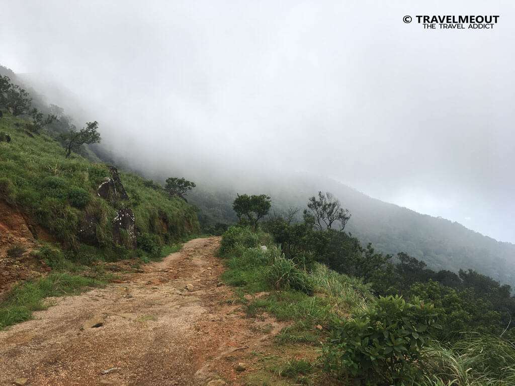 View before Irumulachi kallu, Urumbikkara Hills