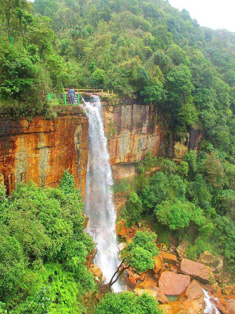 Wah Kaba falls